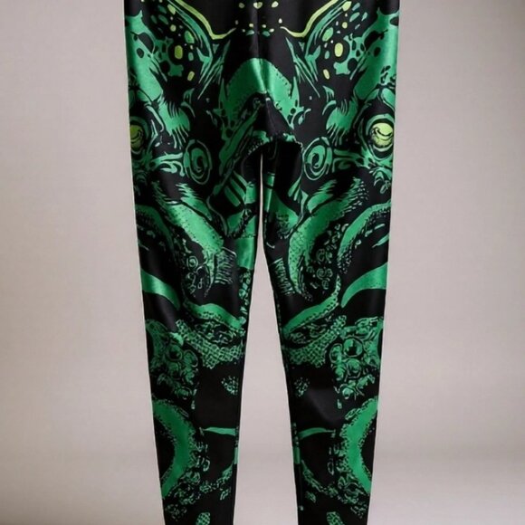 Blackmilk Cthulhu Leggings – Green & Black - Picture 2 of 5